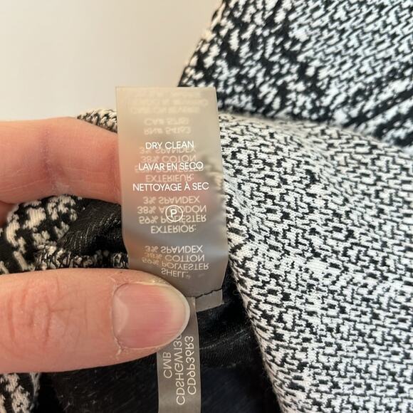 Calvin Klein Plaid Stretch Knit Dress Size 4 Black White Short Sleeves Knee - Picture 5 of 7